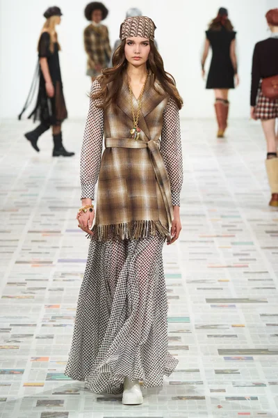 Look 23
